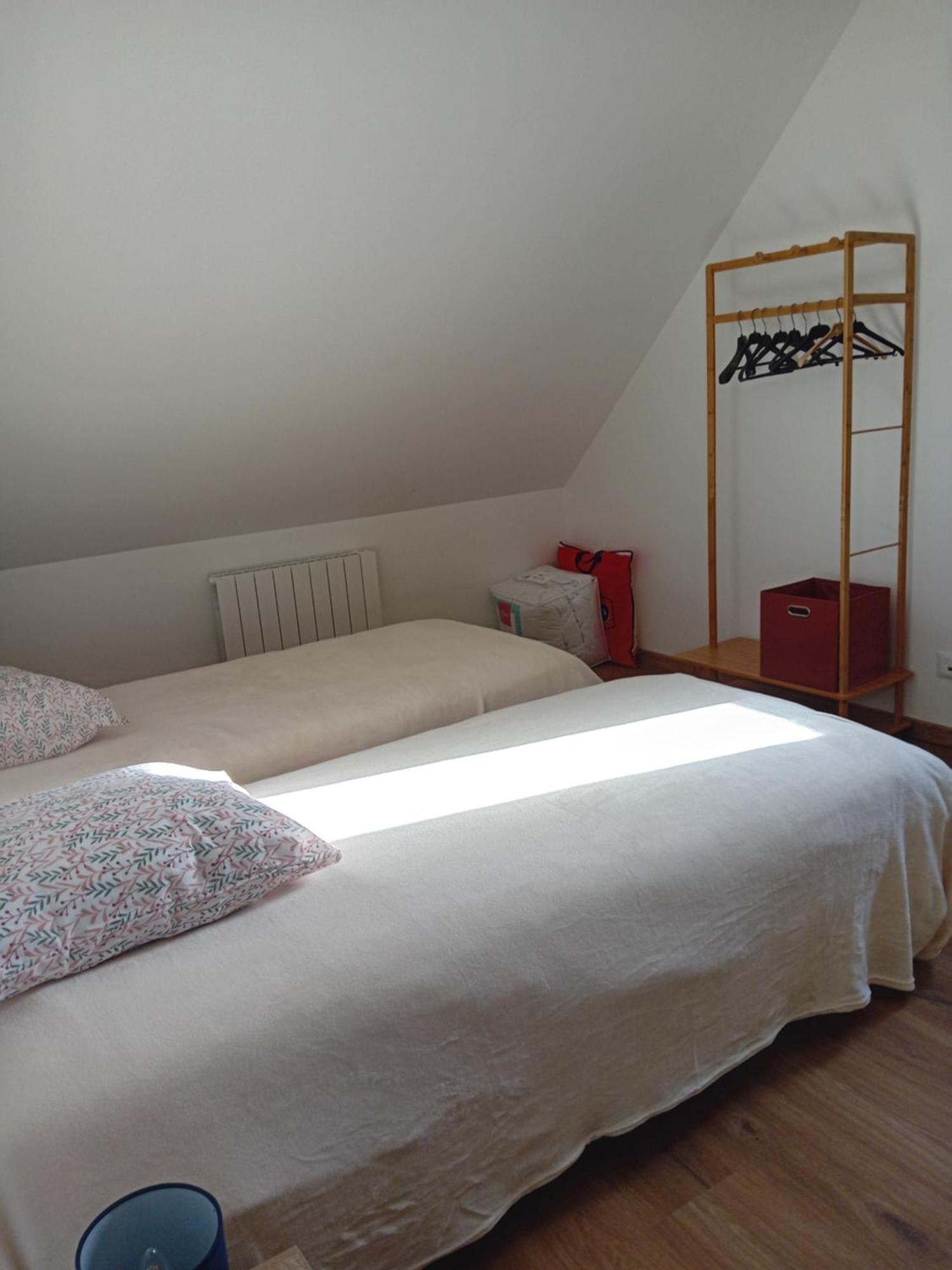 Gite Ferme Du Marronnier Derchigny Extérieur photo
